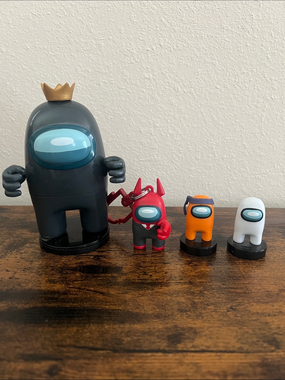 Among Us Toys Mini Figures Stamp Keychain Gift Games
